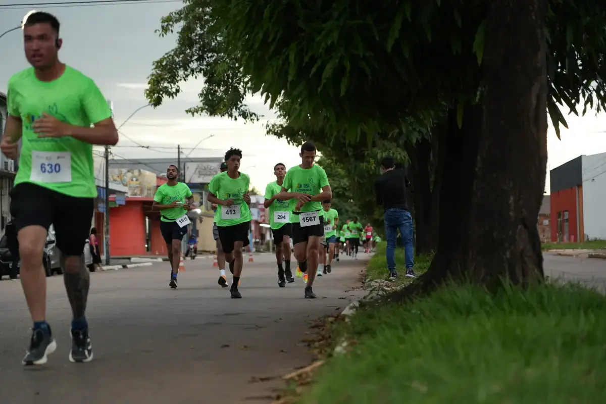 Participantes na Corrida Cidade de Porto Velho em comemoração ao aniversário do município