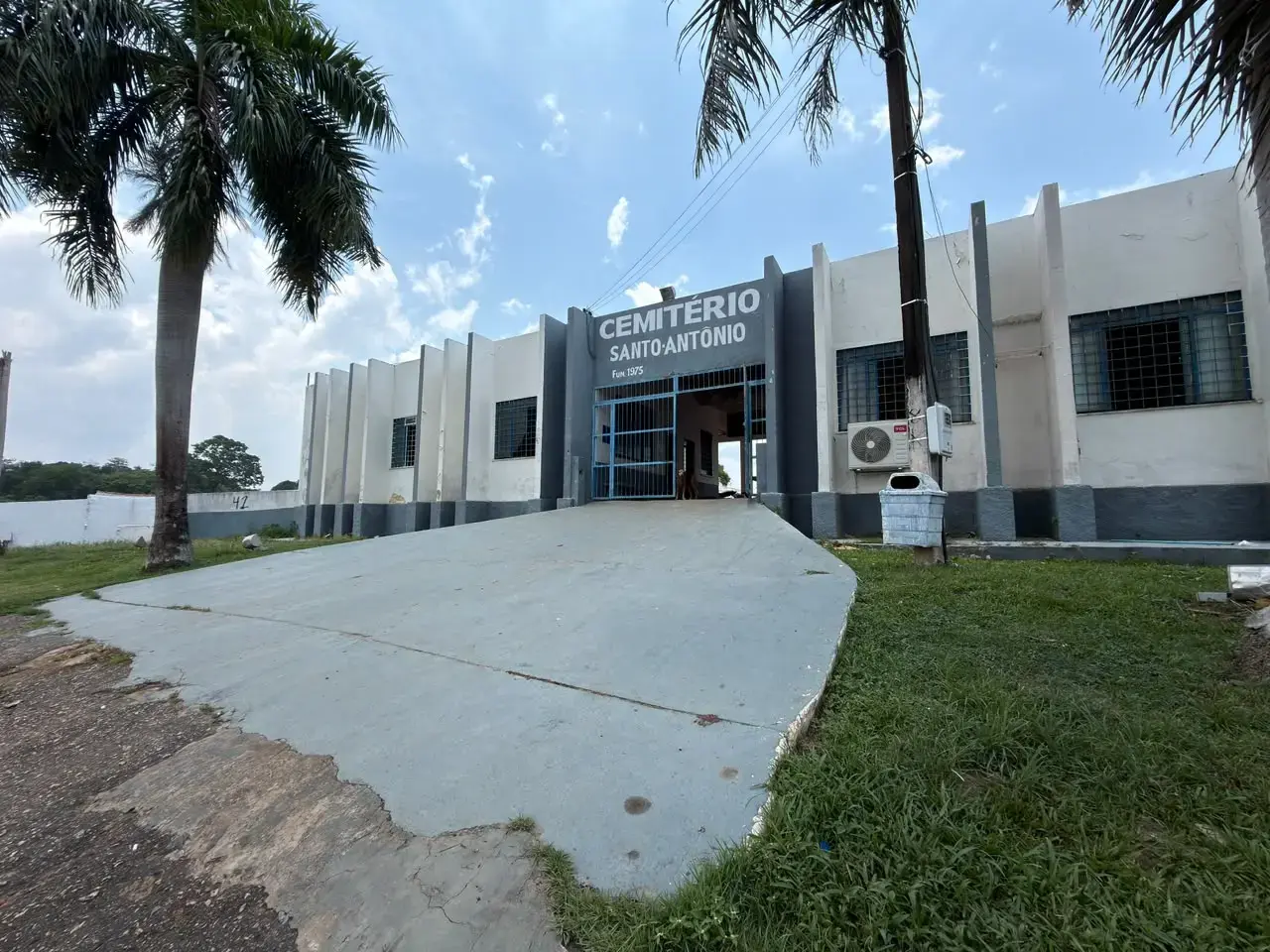 Prefeitura de Porto Velho intensifica limpeza no Cemitério Santo Antônio