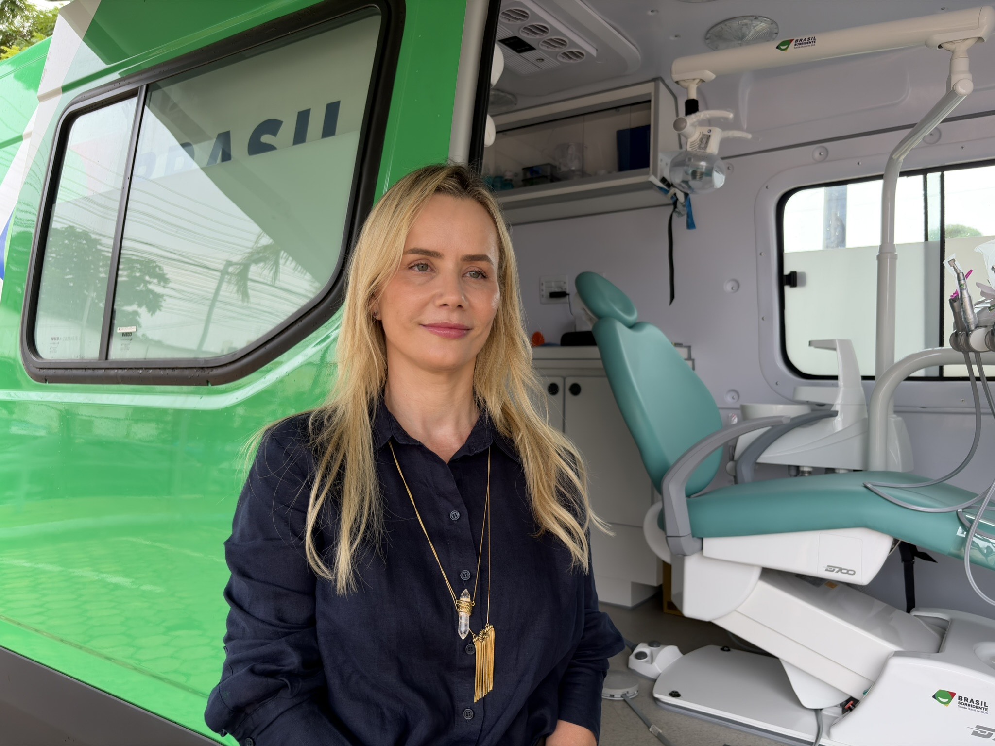 Francielle Pasquim explicou que a unidade móvel prioriza públicos com dificuldade de acesso à saúde bucal