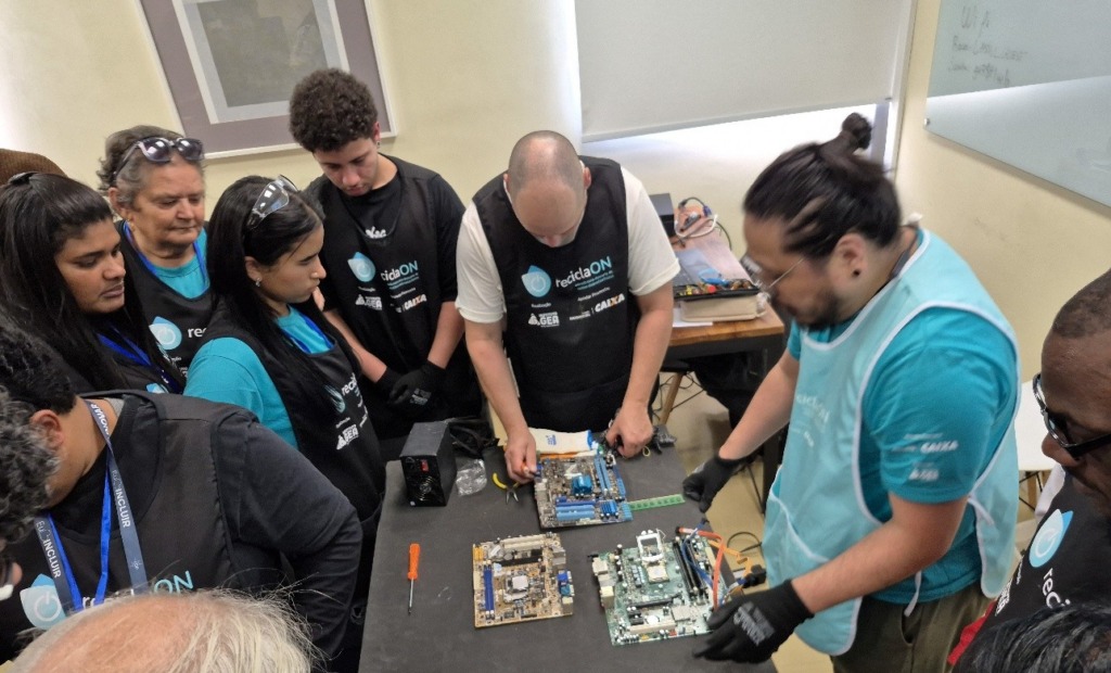 SUSTENTABILIDADE - Curso prepara catadores de Porto Velho para atuação com resíduos eletroeletrônicos
