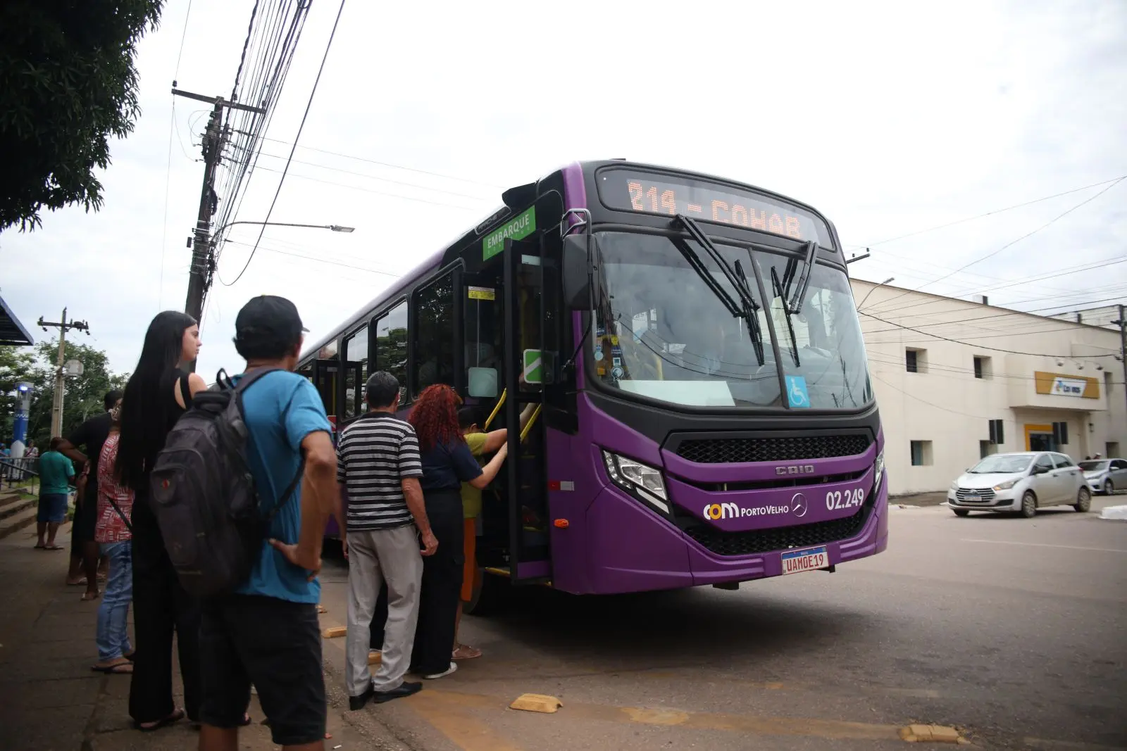 TRANSPORTE - Usuários podem acompanhar rotas de ônibus e planejar melhor os deslocamentos