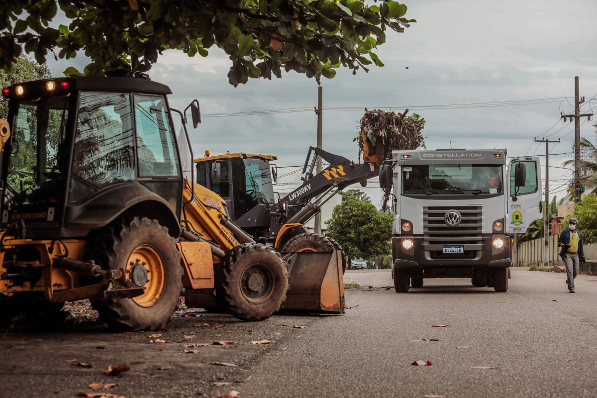 Medida visa combater o descarte irregular de resíduos em ruas