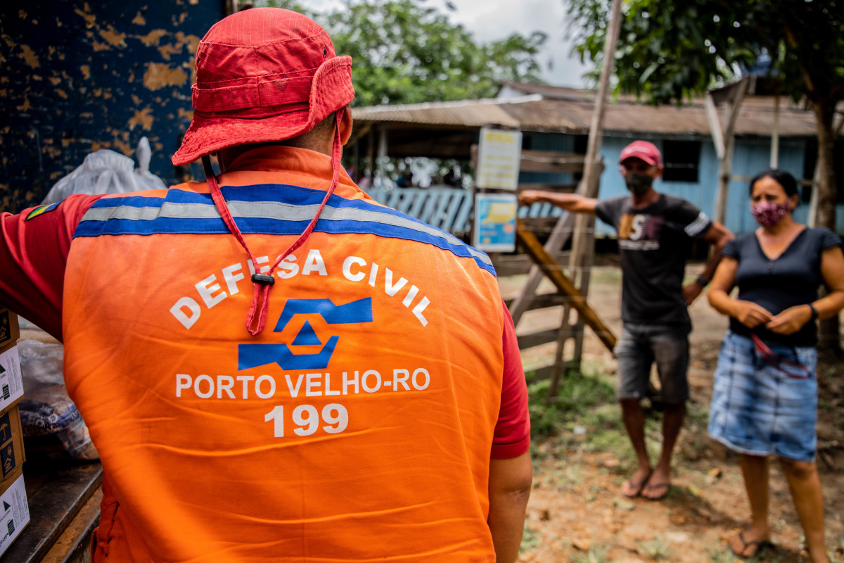  Defesa Civil fará o transporte das cestas básicas e realizar a entrega para um total de 300 famílias