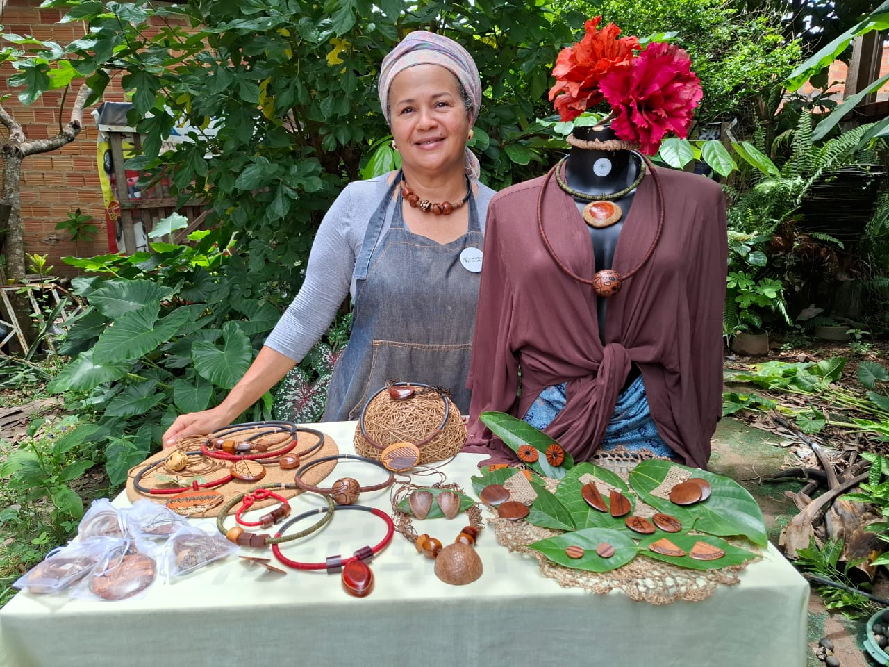 Artesã Hadassa Oliveira fomenta o crescimento da profissão de artesão em Porto Velho