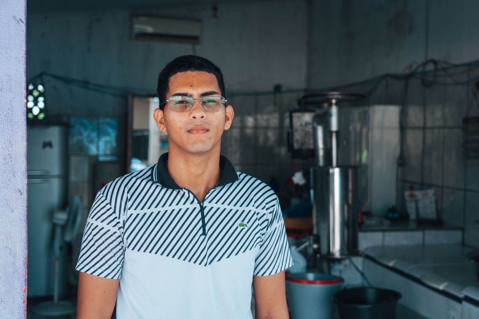 Para o comerciante local, Alexandre Pereira, a limpeza dos bueiros vai mudar a realidade do bairro