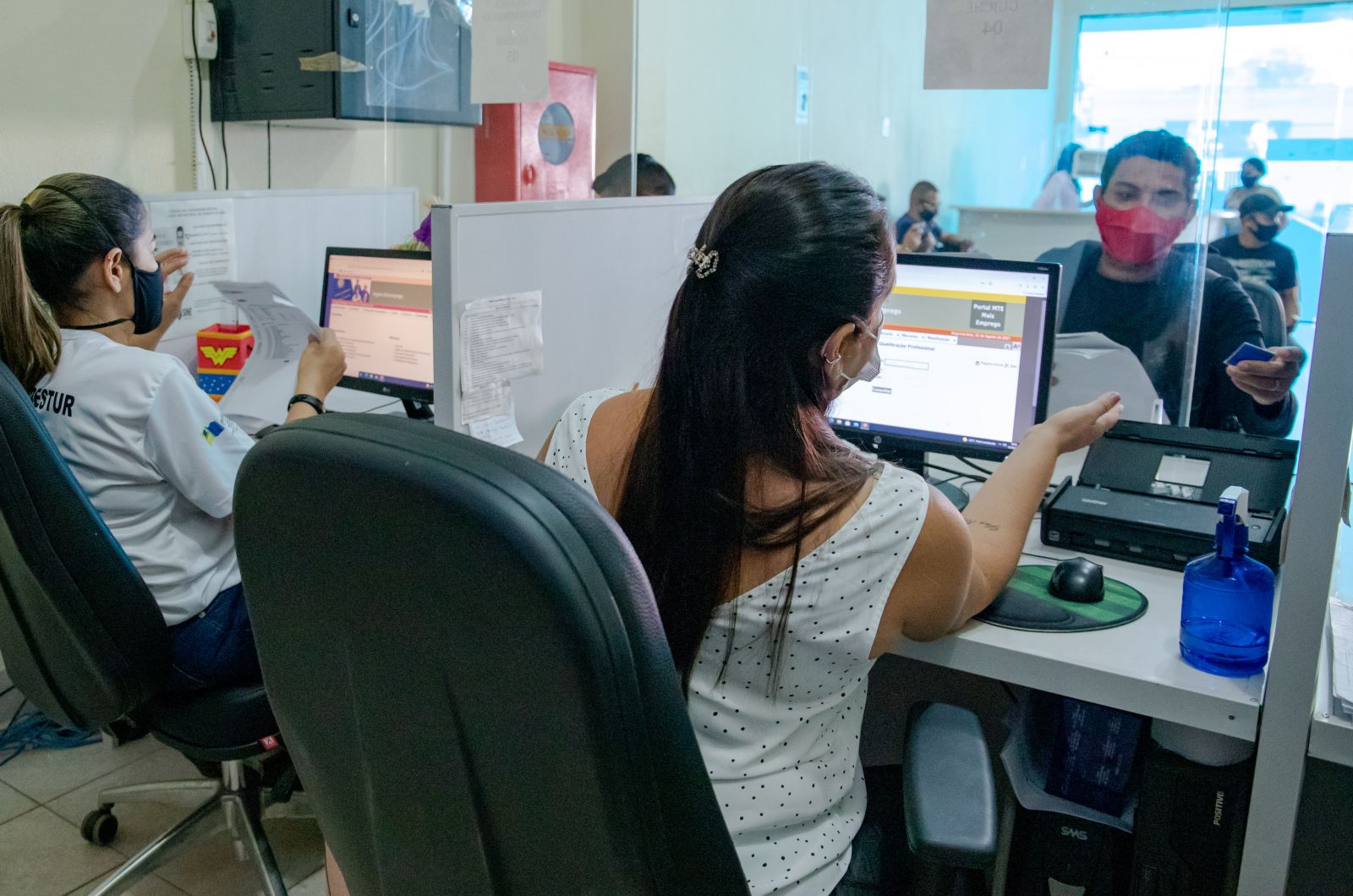 Atendimento é de segunda a sexta-feira, das 7h30 às 13h30
