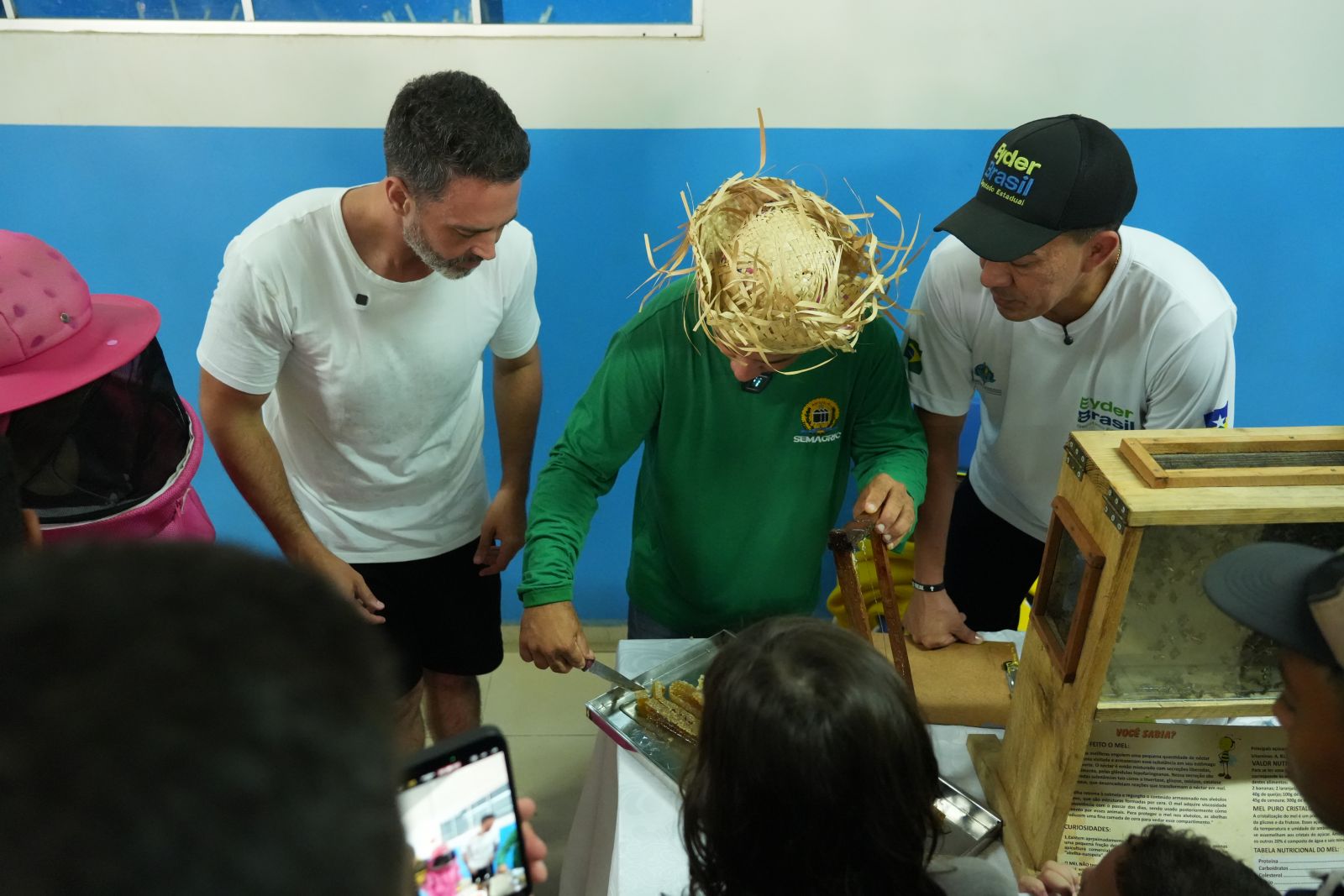 Leo Moraes acompanhou de perto as atividades durante a ação