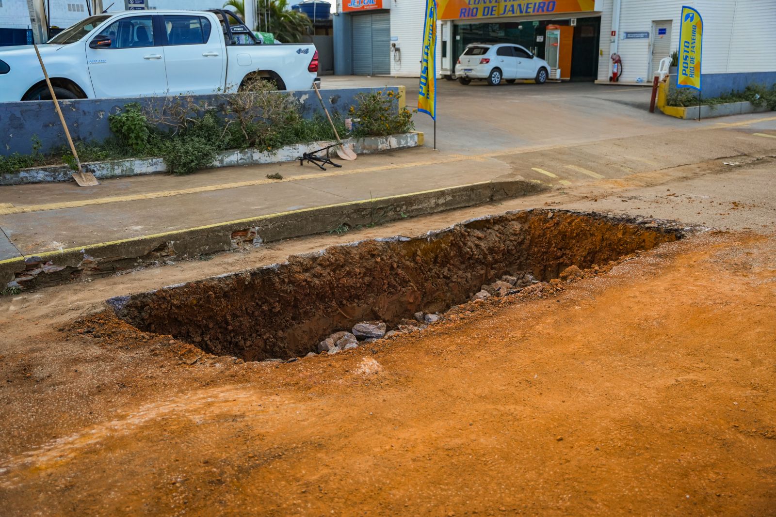 Local começou a ser preparado para receber o primeiro jardim de chuva
