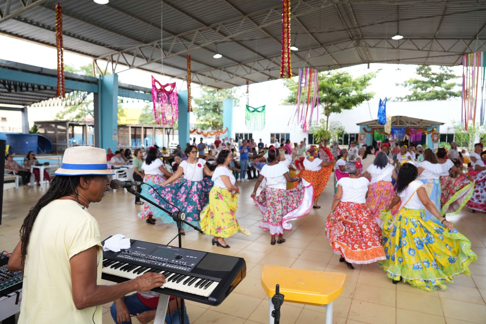 Atividades no CCI tiveram início com o baile de carnaval