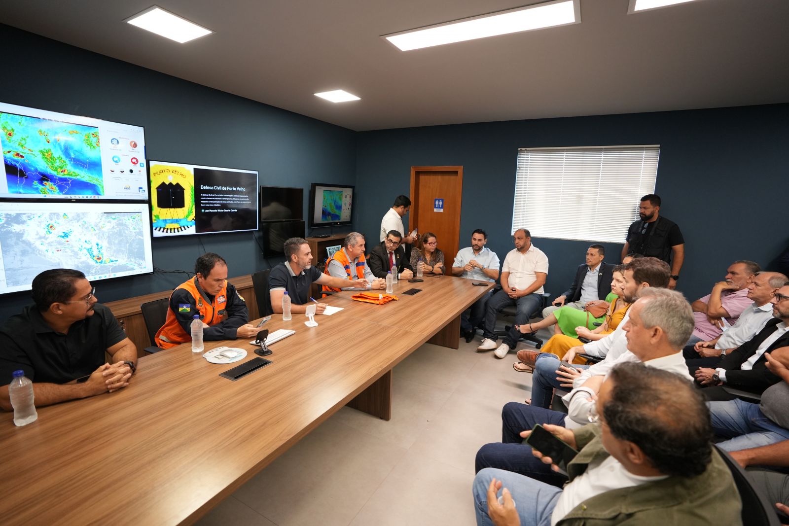 Reunião alinhou estratégias para mitigar os impactos da cheia 