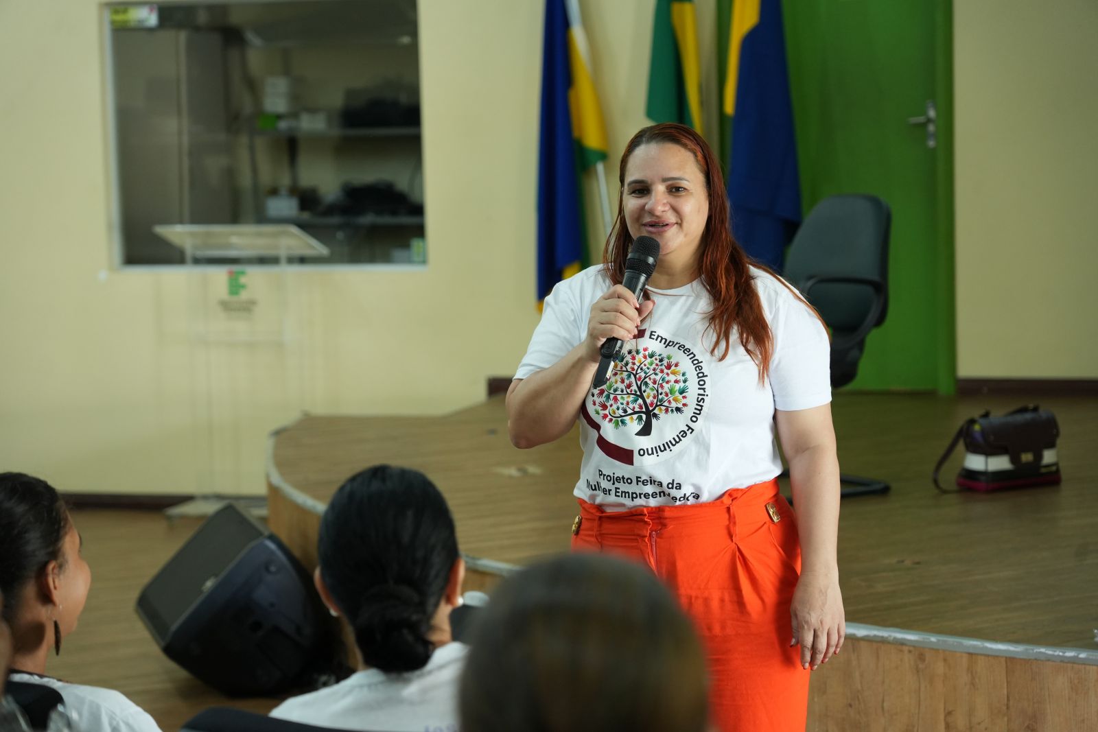 Evento também visa valorizar e ressaltar a importância das secretárias do lar