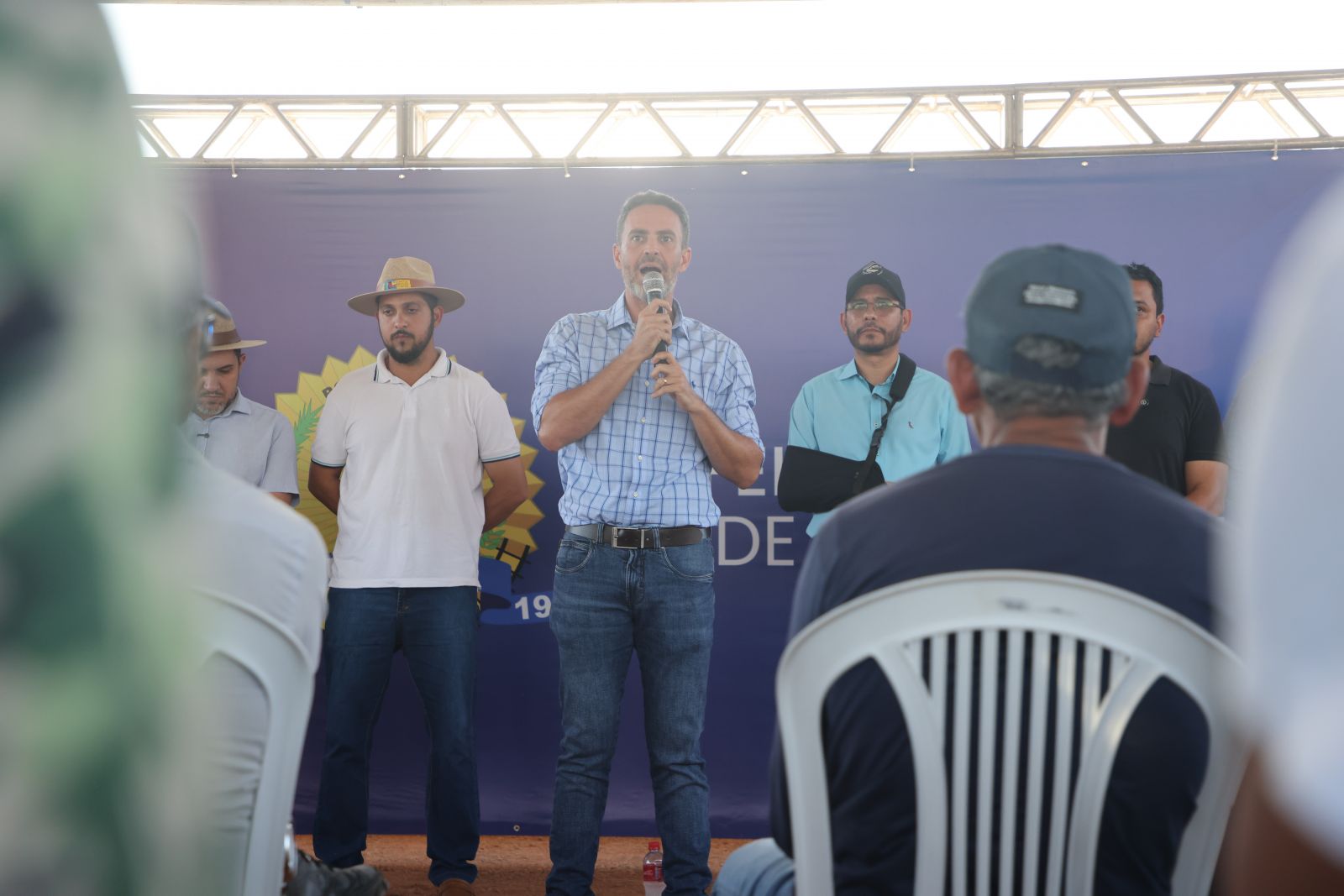 Prefeito Léo Moraes acredita no desenvolvimento sustentável da zona rural