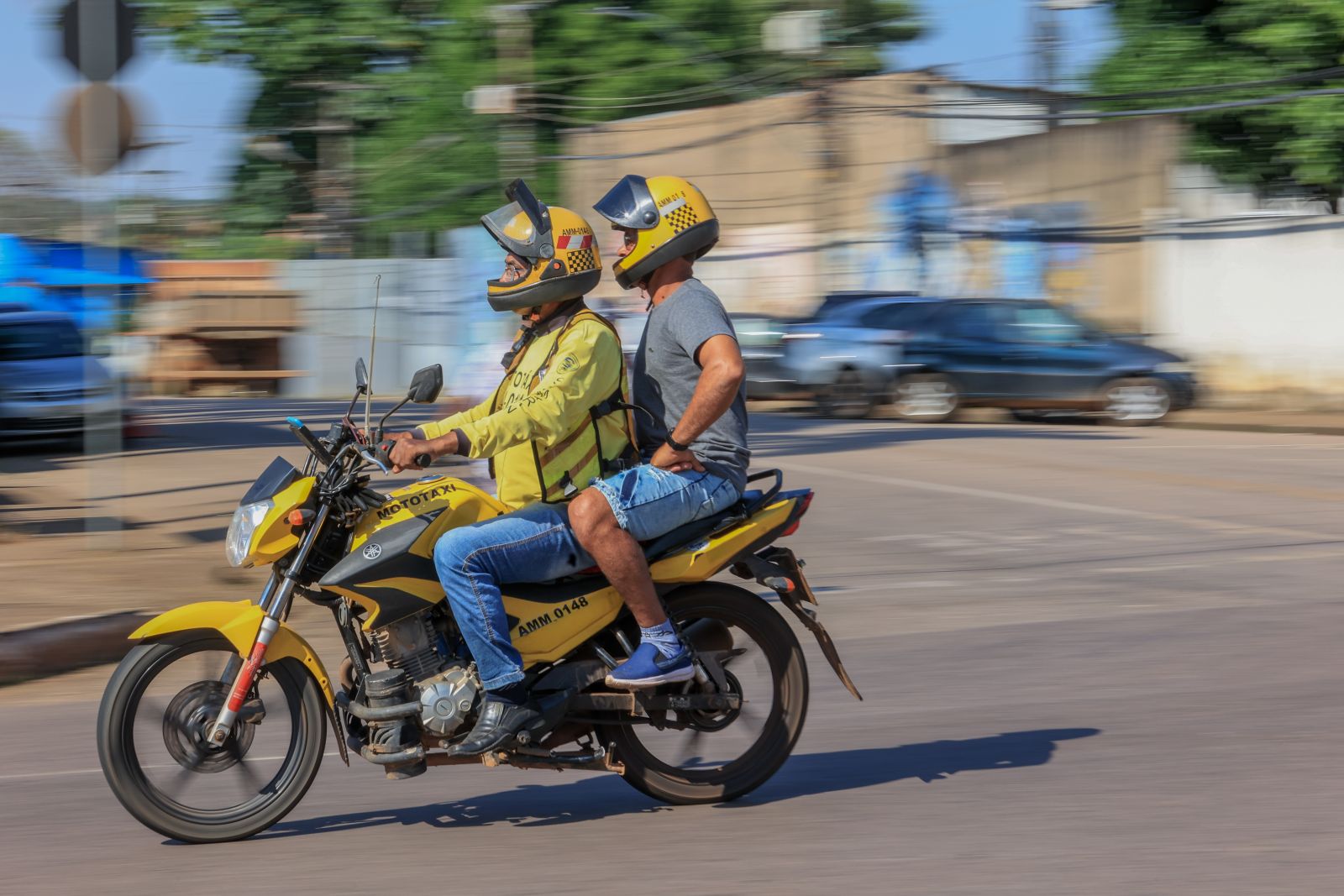 É preciso praticar a direção defensiva, ter atenção redobrada e paciência no trânsito