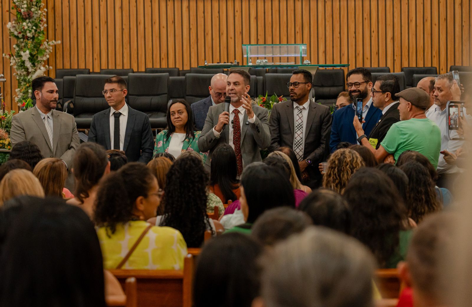 De acordo com Moraes, a revisão do decreto também levou em conta que a profissão docente permite múltiplos vínculos contratuais