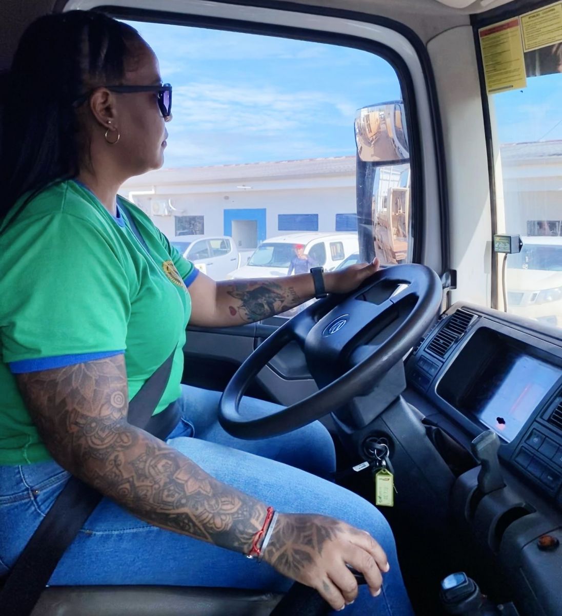 Ravane Fernandes, funcionária pública que se tornou referência na área rural