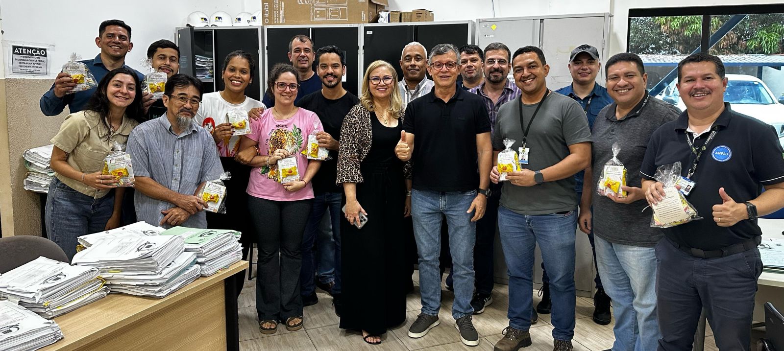 Gesto teve o objetivo de valorizar o trabalho diário dos colaboradores da secretaria e acolher com carinho os cidadãos