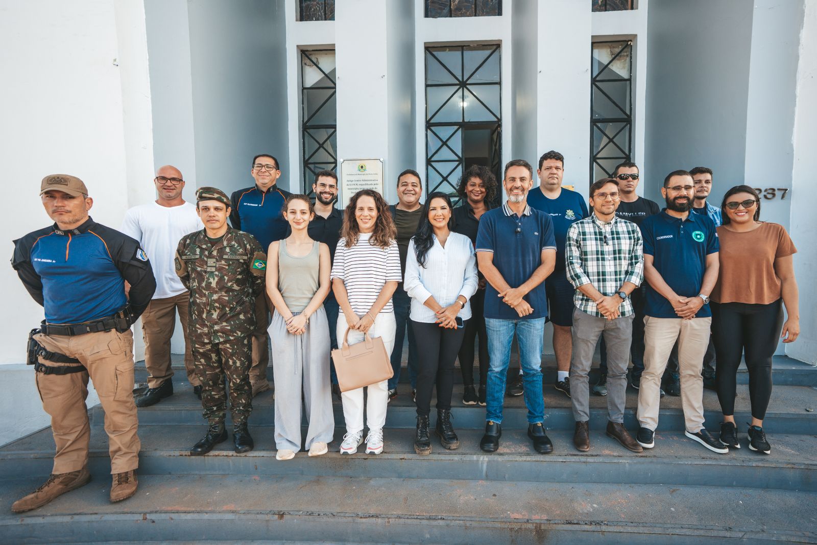 Comitiva partiu do Prédio do Relógio, sede do Executivo Municipal