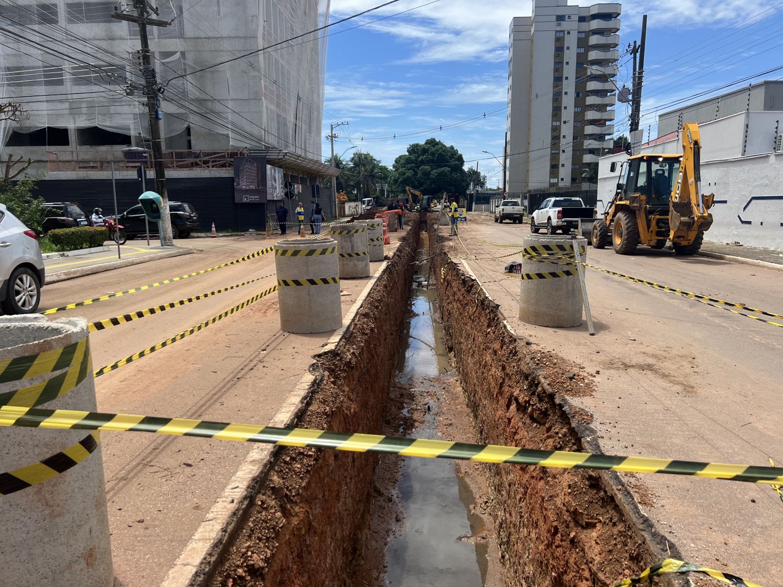 Obra contempla a implantação de aproximadamente 102 metros de drenagem