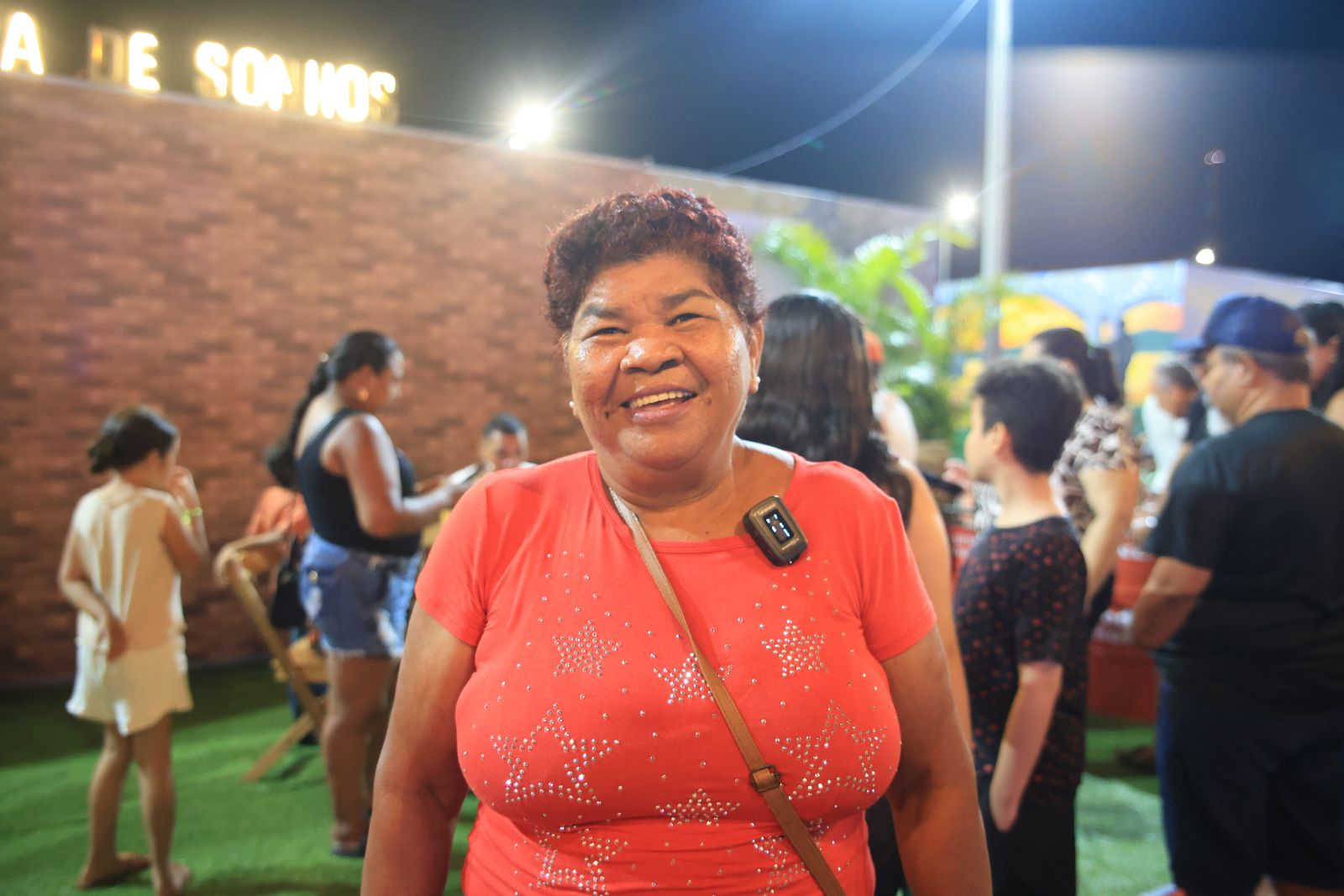 Trouxe meu netinho para brincar e ele gostou muito, declarou Maria de Fátima.