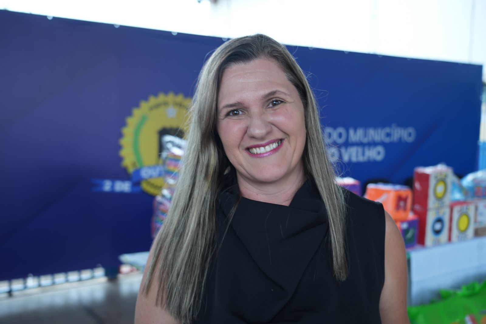  Michele Almeida explicou que na unidade são mais de 200 alunos  que serão beneficiados com esses materiais pedagógicos