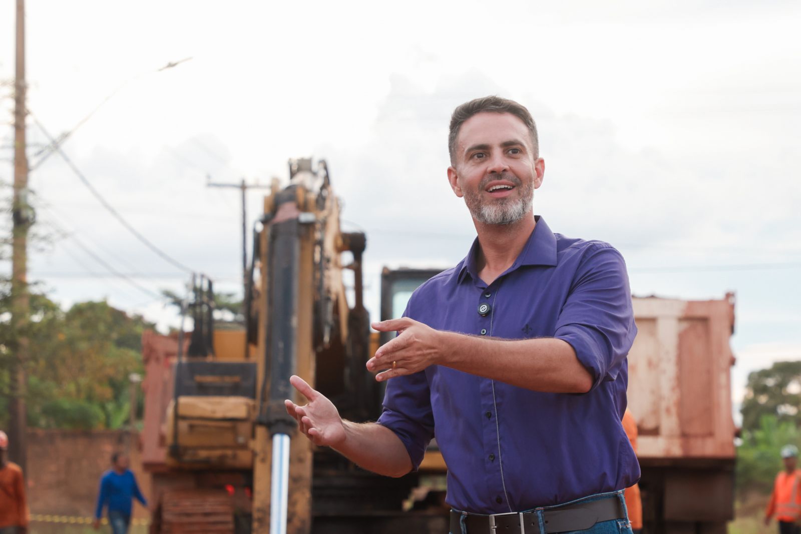 Prefeito disse que a rua é uma importante via para a região