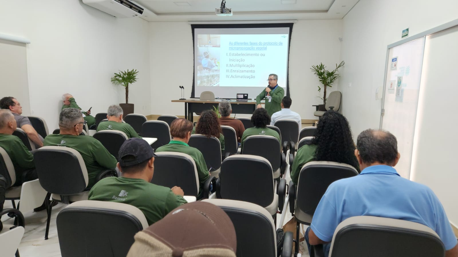Proposta é disseminar boas práticas e conhecimentos científicos para impulsionar a produção de mandioca