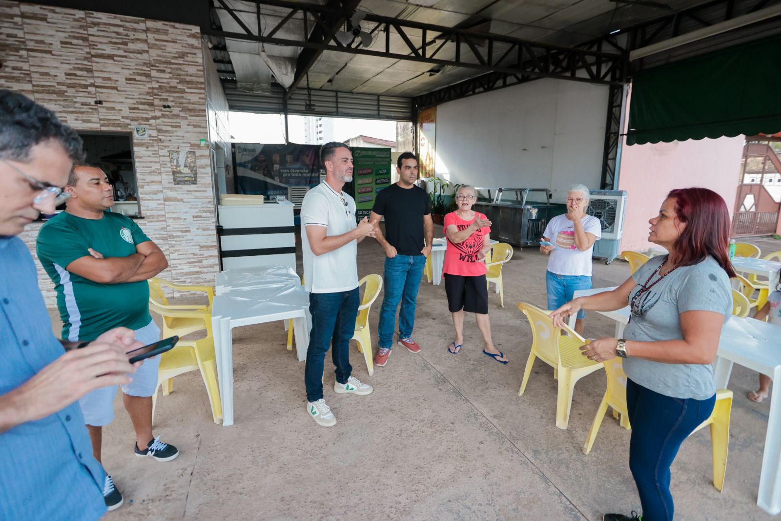 Prefeito Léo Moraes ouviu o relato e determinou a reversão imediata da mudança