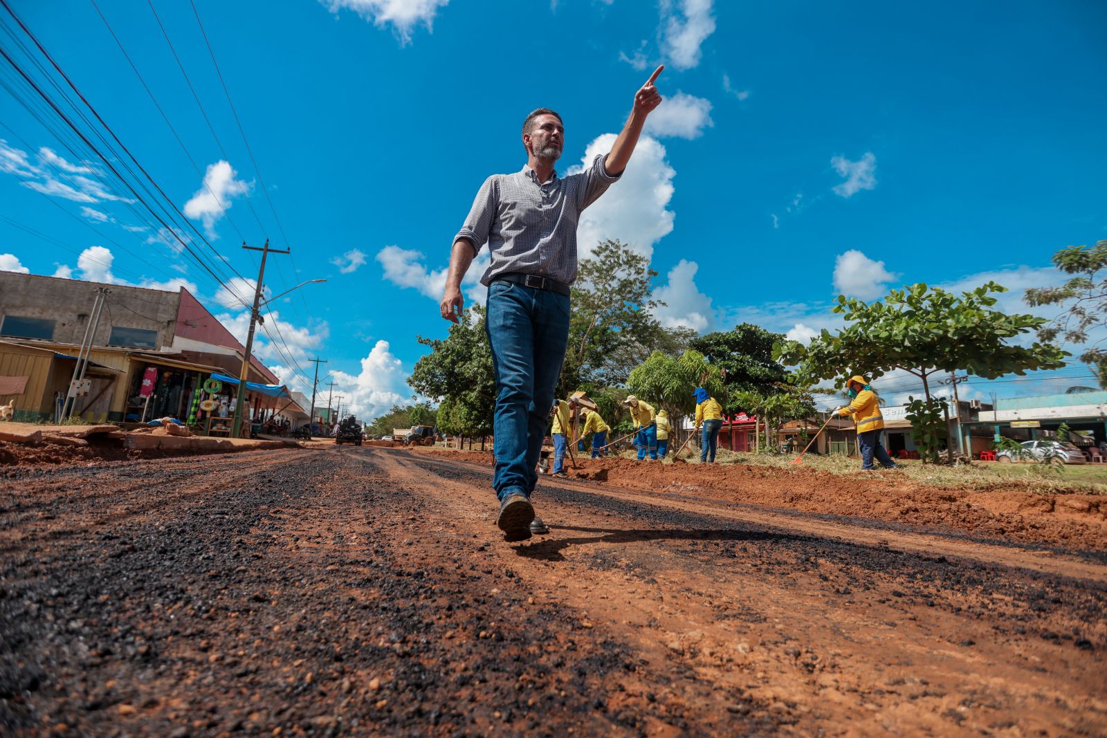 Mais uma vez, o prefeito reforçou o compromisso com a população, e ressaltou que as ações visam melhorar a infraestrutura da capital e distritos