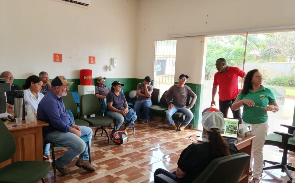 Ação reuniu produtores locais e ressaltou a importância de prevenir e controlar a doença