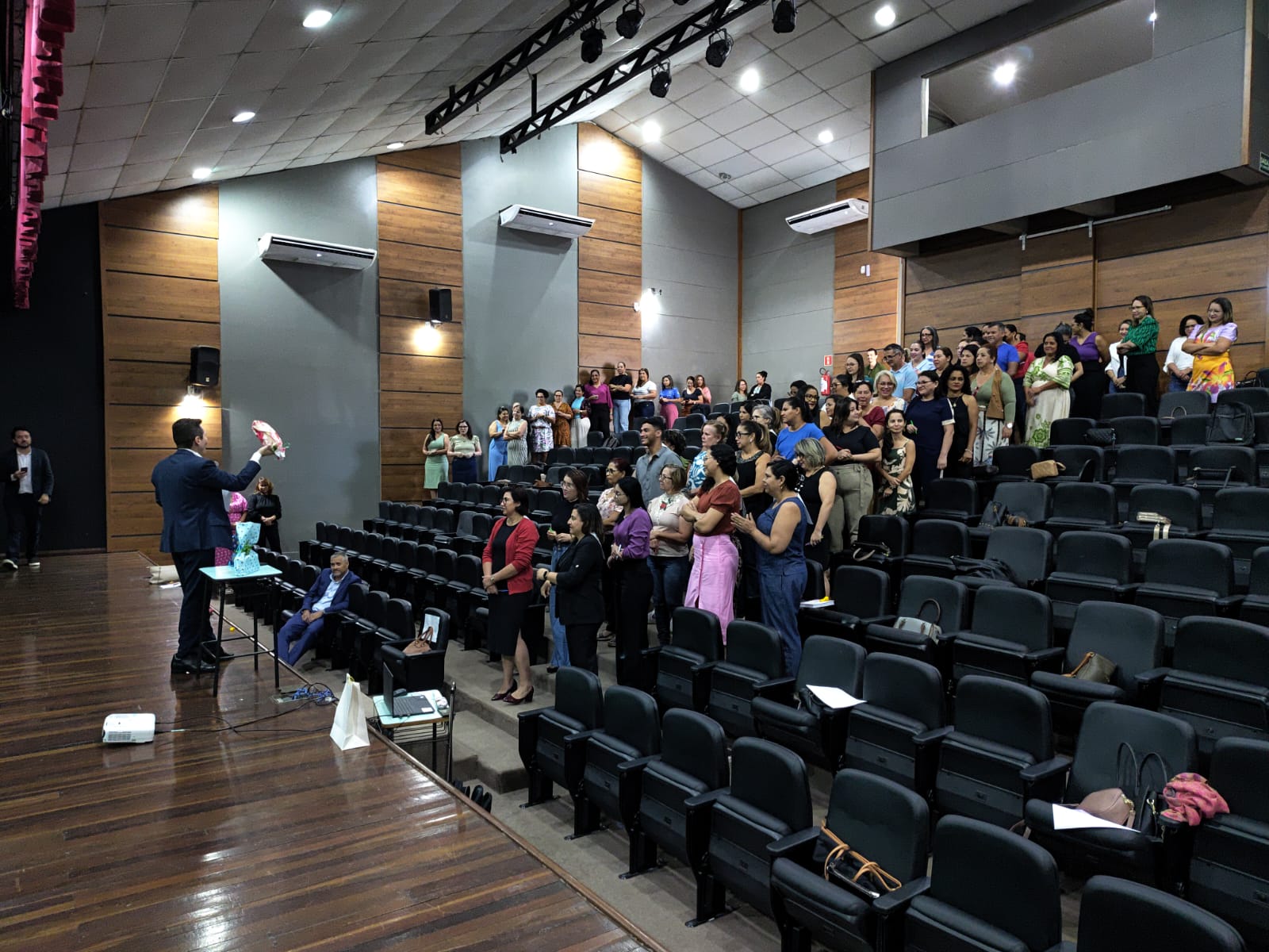 O evento tem o objetivo de compartilhar experiências exitosas e estratégias educacionais