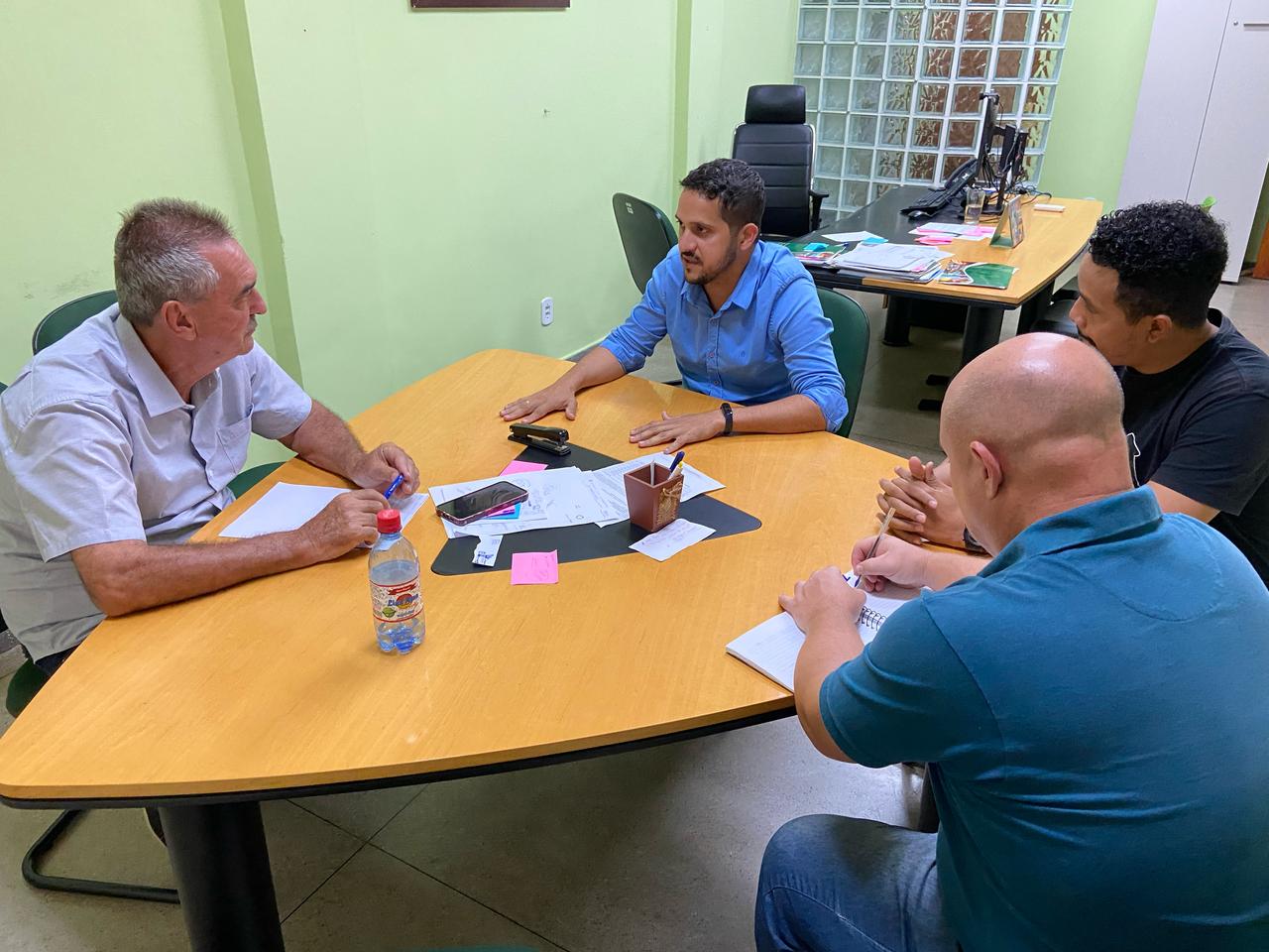 Foram discutidas iniciativas que podem ser implementadas em parceria