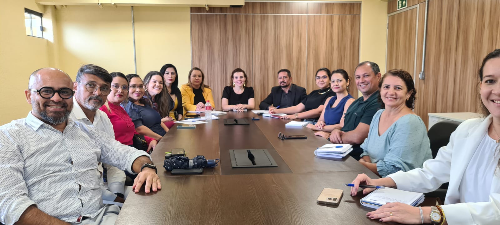 O encontro ocorreu na sala de reuniões da CGM