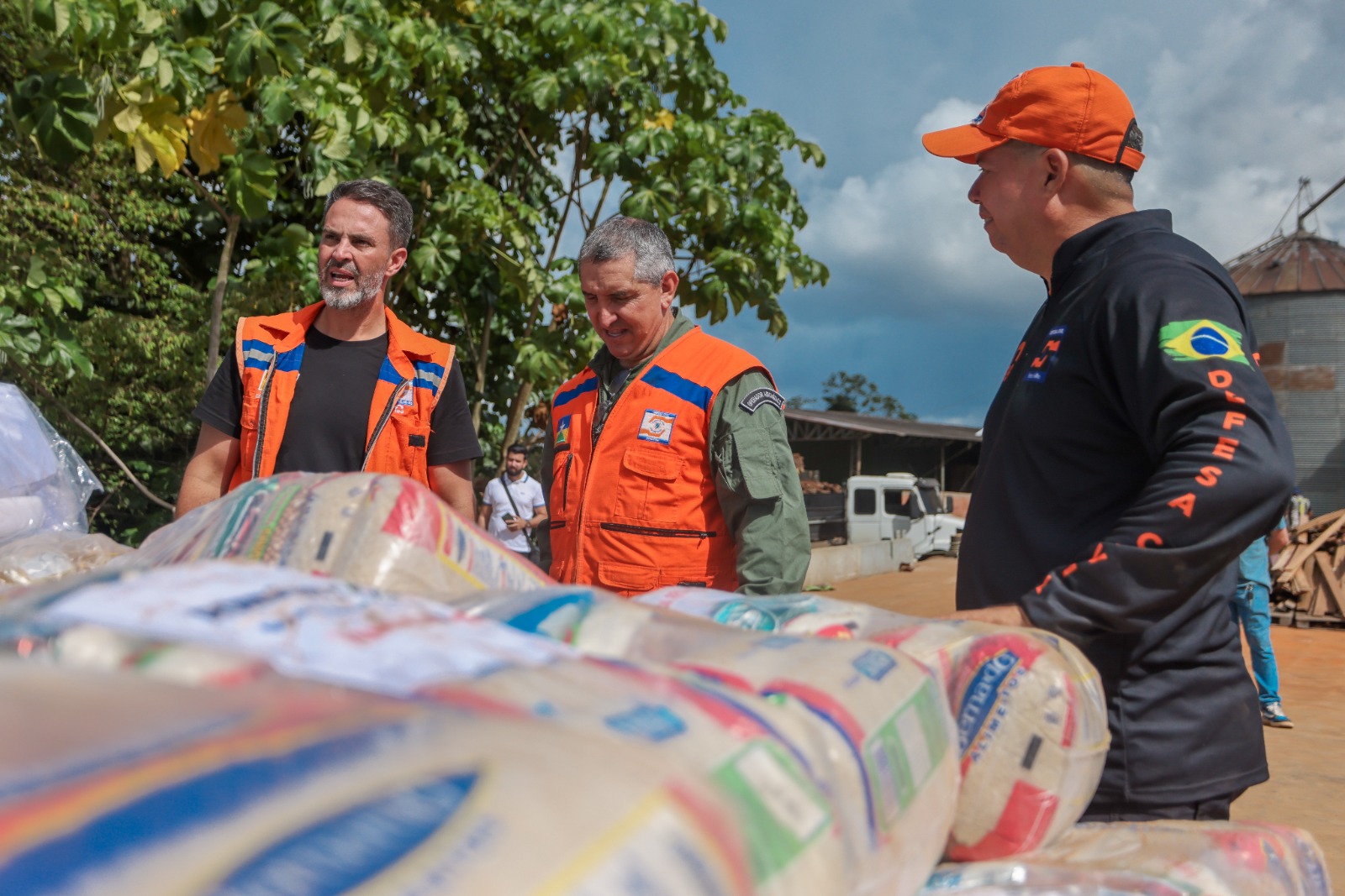 Prefeito Léo Moraes afima que sua gestão dará todo apoio necessário às famílias afetadas pela enchente