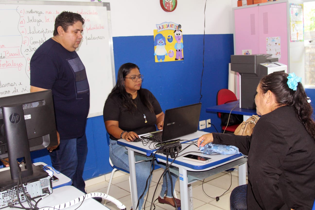 Ação conta com uma série de serviços gratuitos oferecidos à comunidade