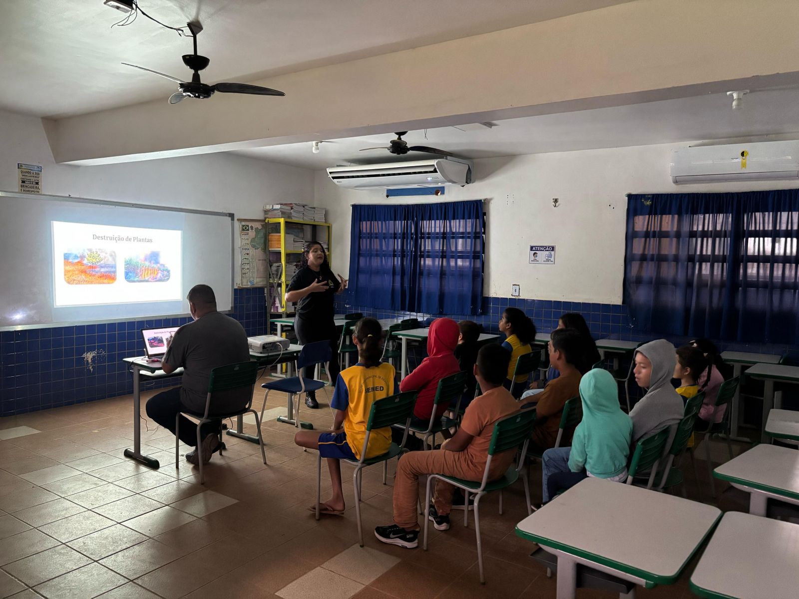 Foi realizada uma dinâmica com perguntas e respostas sobre os temas abordados na palestra
