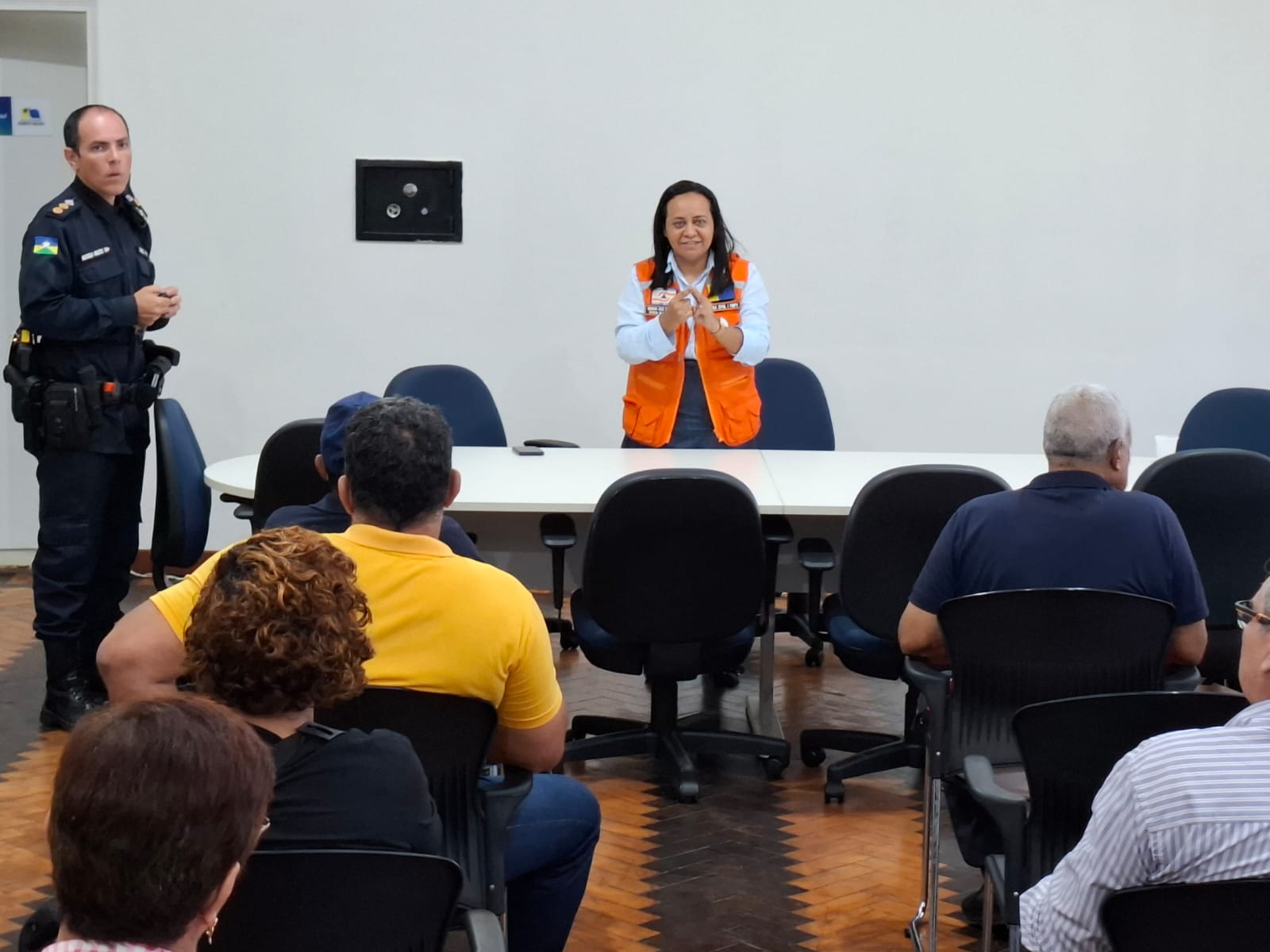 Operação conta com a logística da Defesa Civil