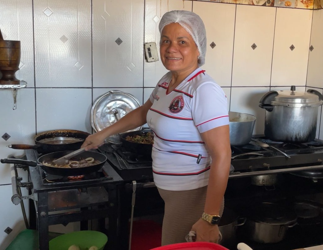 Uma das beneficiadas com a intervenção é a comerciante Elissandra Marcelino