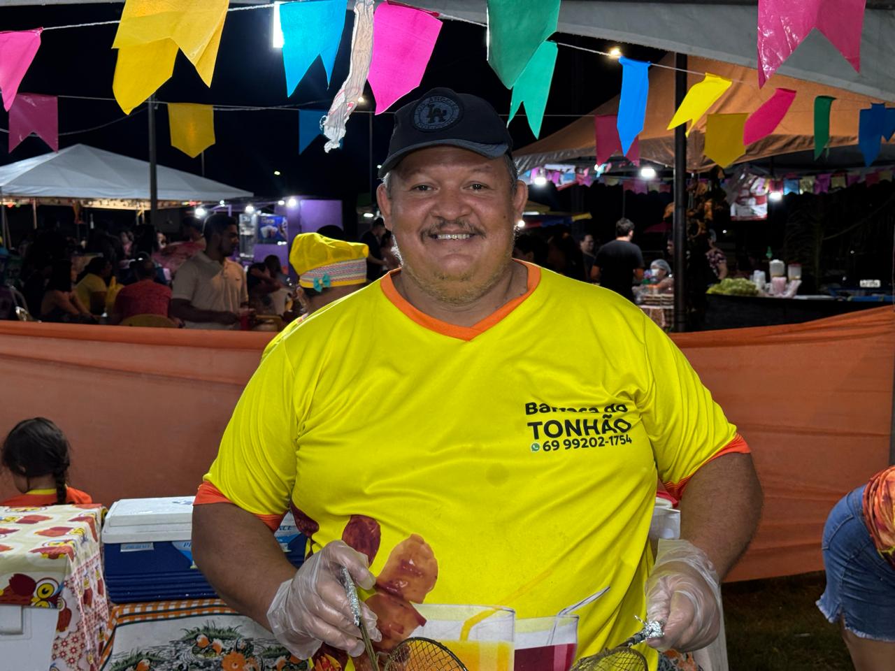 Antônio Fandinho trabalhou com vendas de pastéis e agradeceu à Prefeitura pela realização do evento