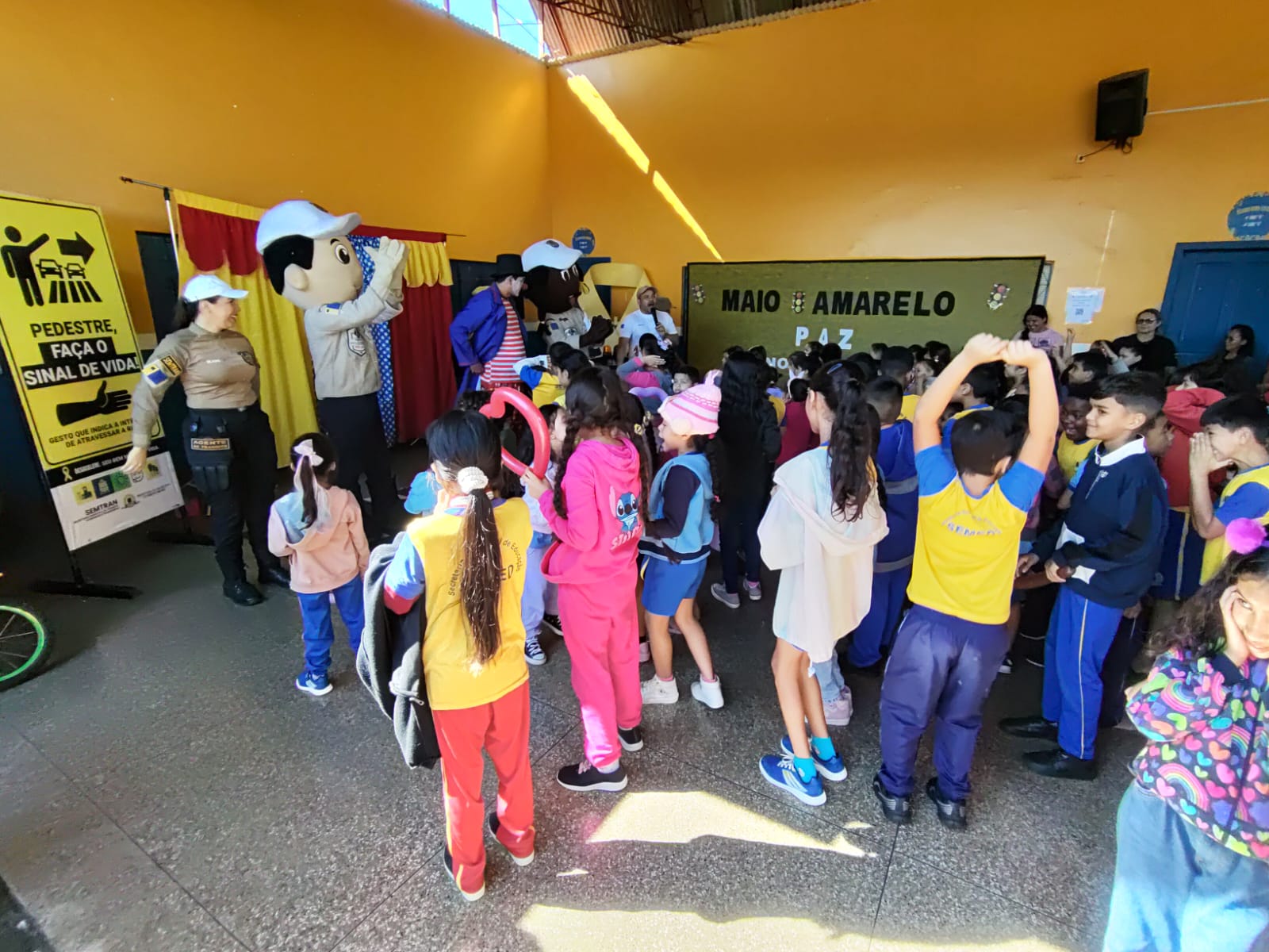 Ação contou com palestras, dinâmicas lúdicas e orientações práticas