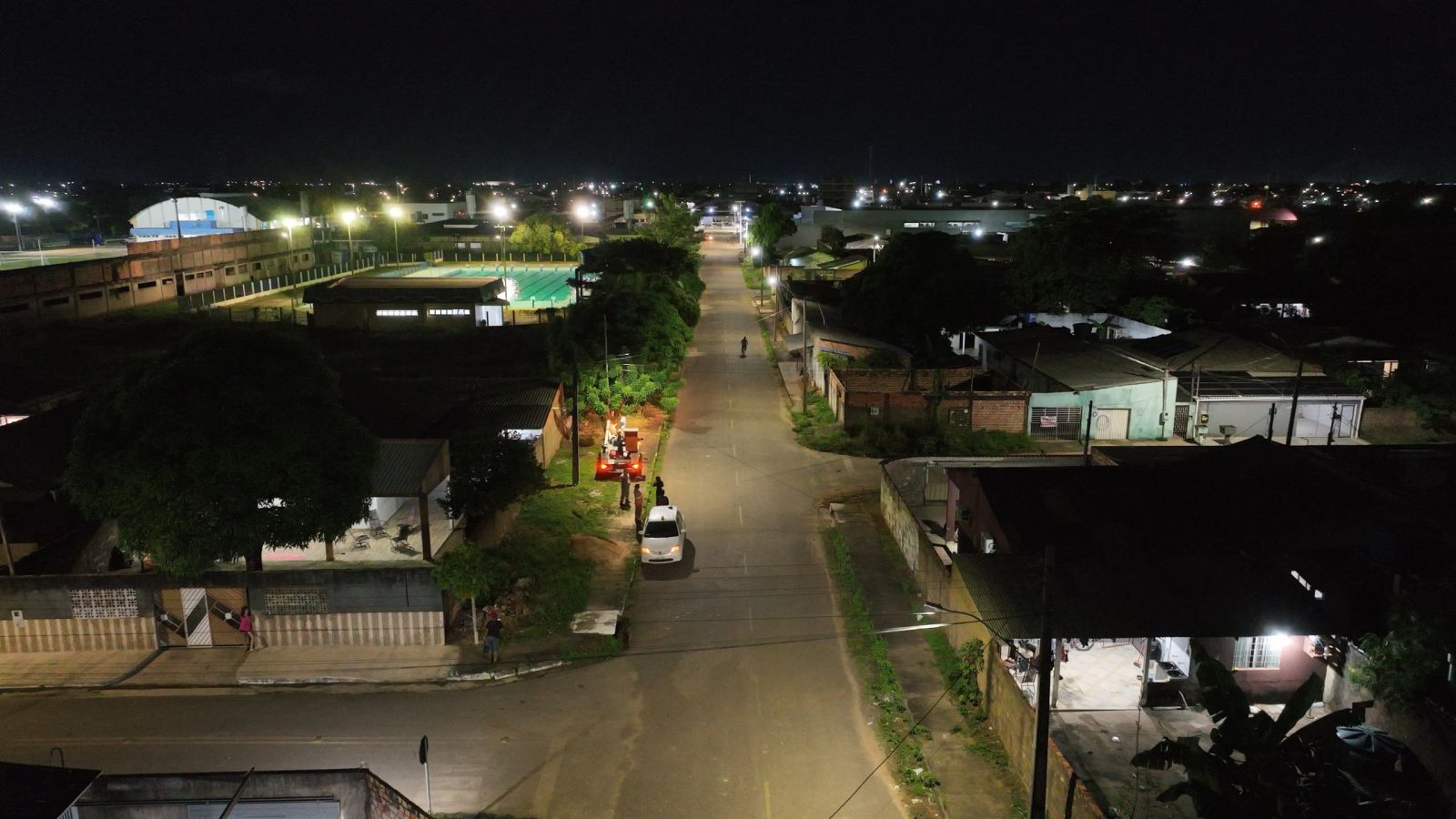 Endur também construiu uma nova rede elétrica e instalou cinco novos pontos de iluminação no local