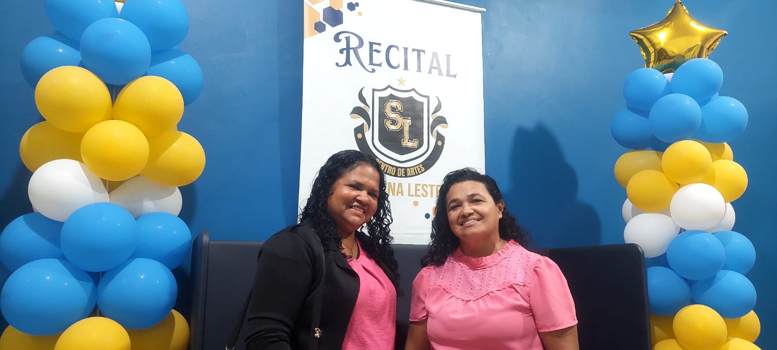Eleia Carvalho e Érica Silva são integrantes do coral 