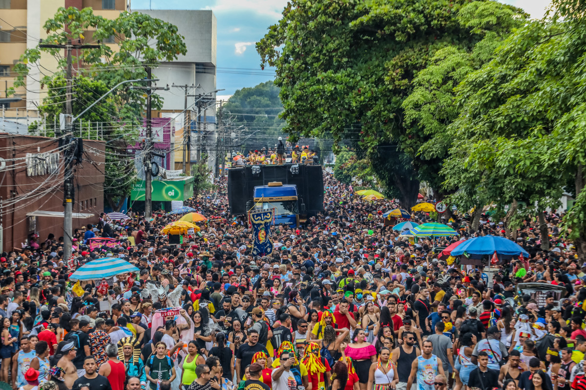 A expectativa é de que mais de 100 mil pessoas participem da folia