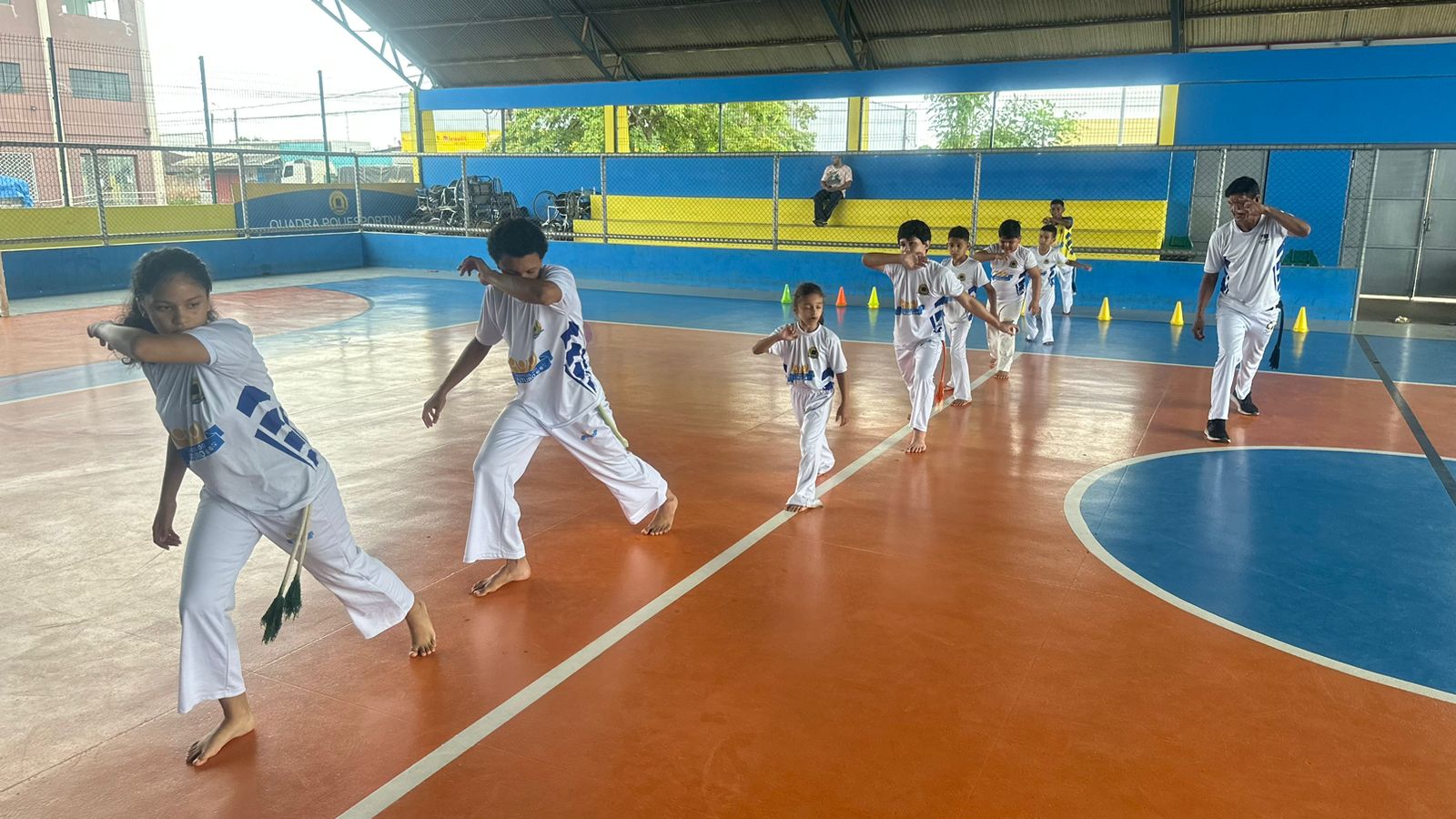 Para a capoeira, as vagas são para os dois gêneros