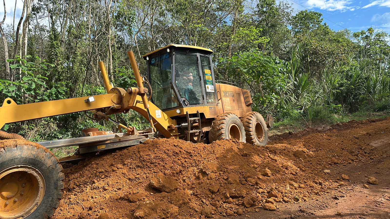 Outras comunidades também estão sendo beneficiadas com os serviços