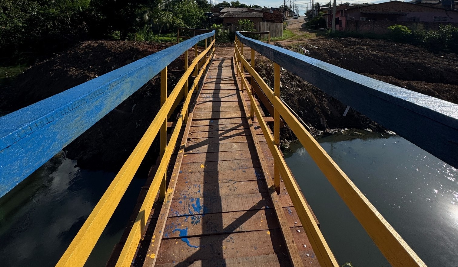 Nova ponte recebeu reforço estrutural e pintura 
