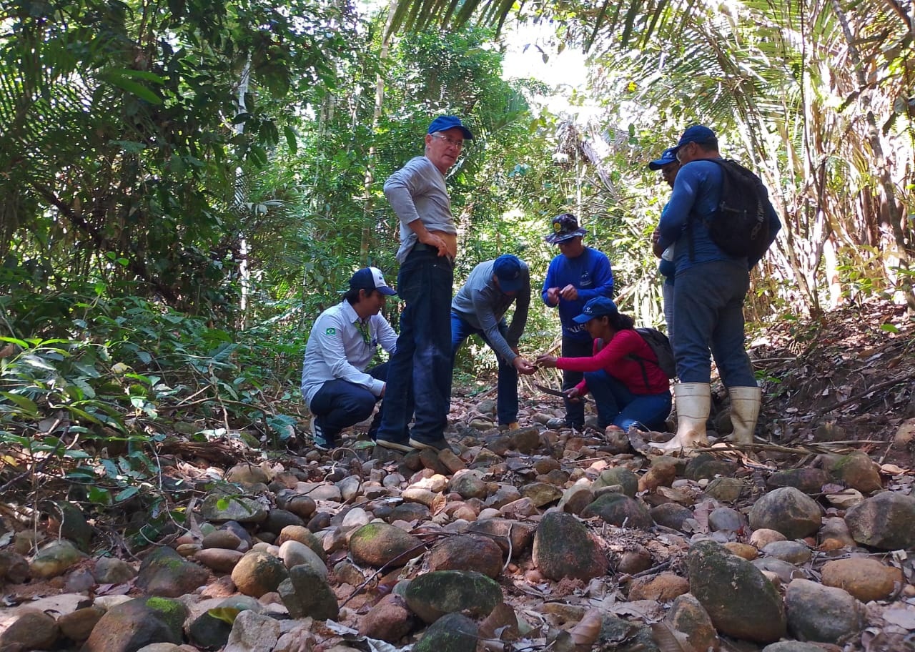 Oficina visou identificar e apresentar aos produtores as áreas com potencial apícola entorno do reservatório da usina 