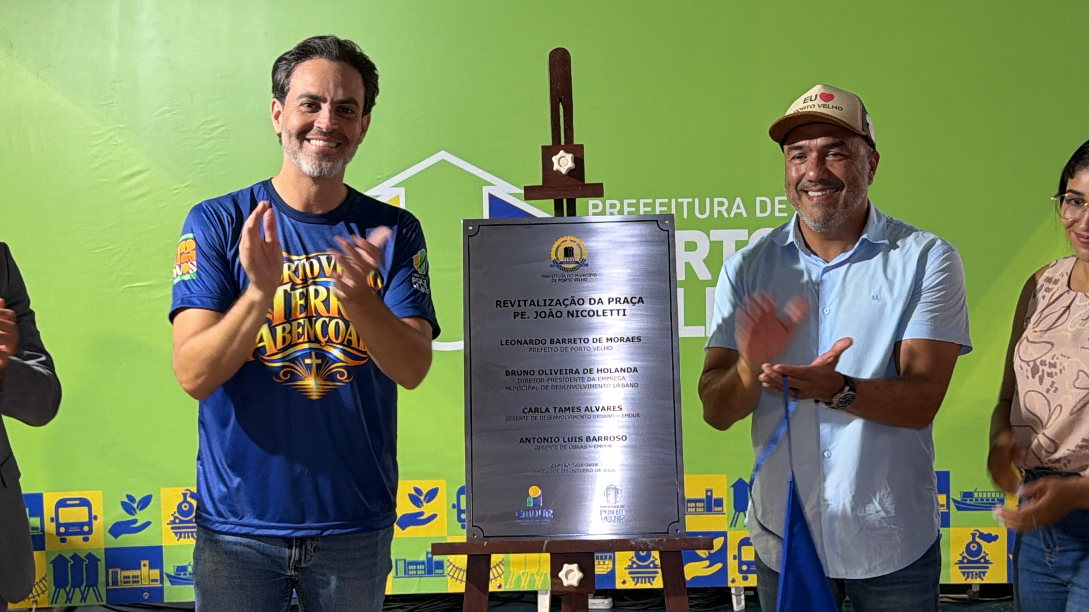 PRESENTÃO - Praça João Nicoletti é entregue em solenidade com arcebispo de Porto Velho