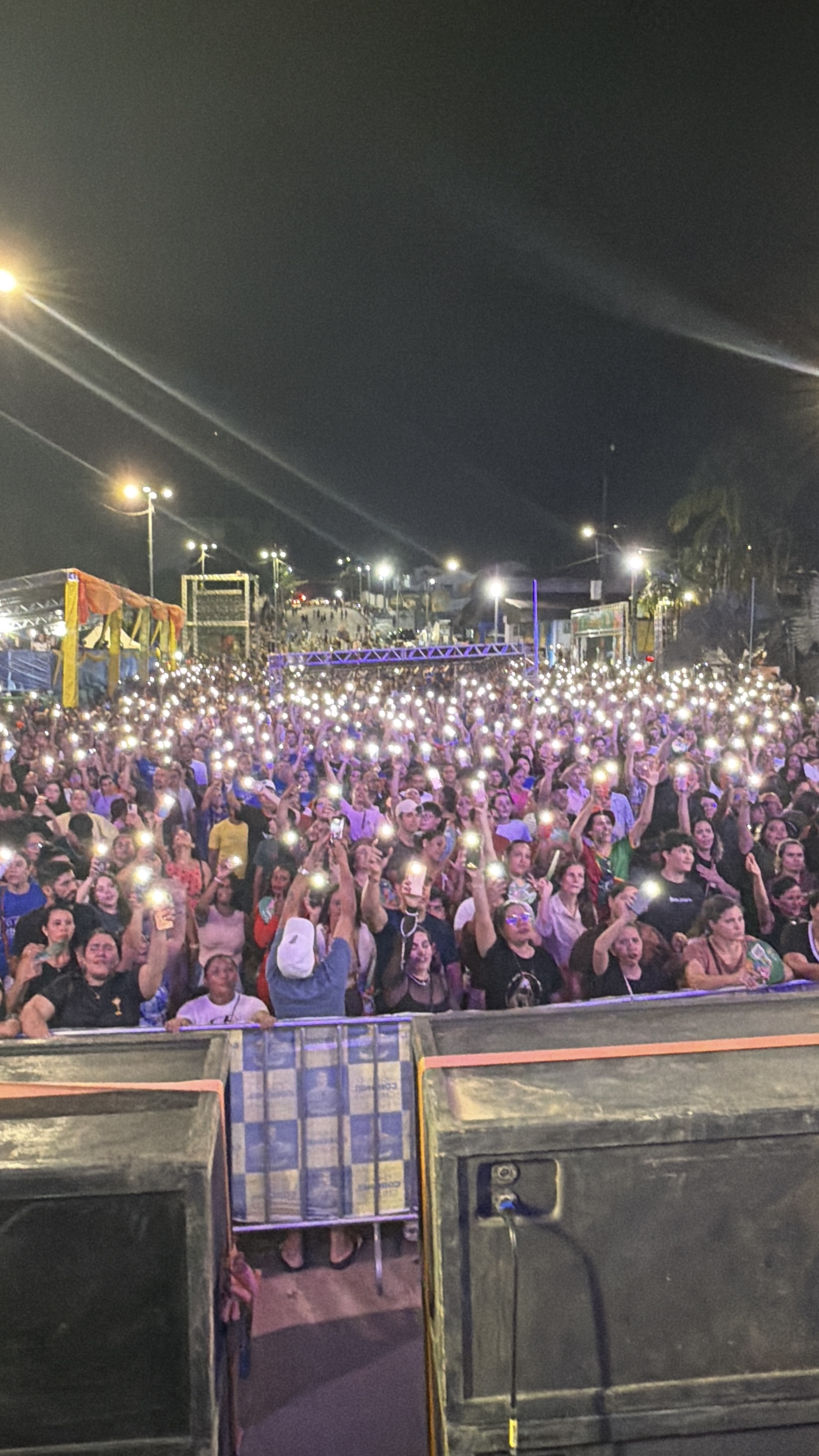 FÉ - Aniversário de Porto Velho começa reunindo multidão de cristãos na Farquar