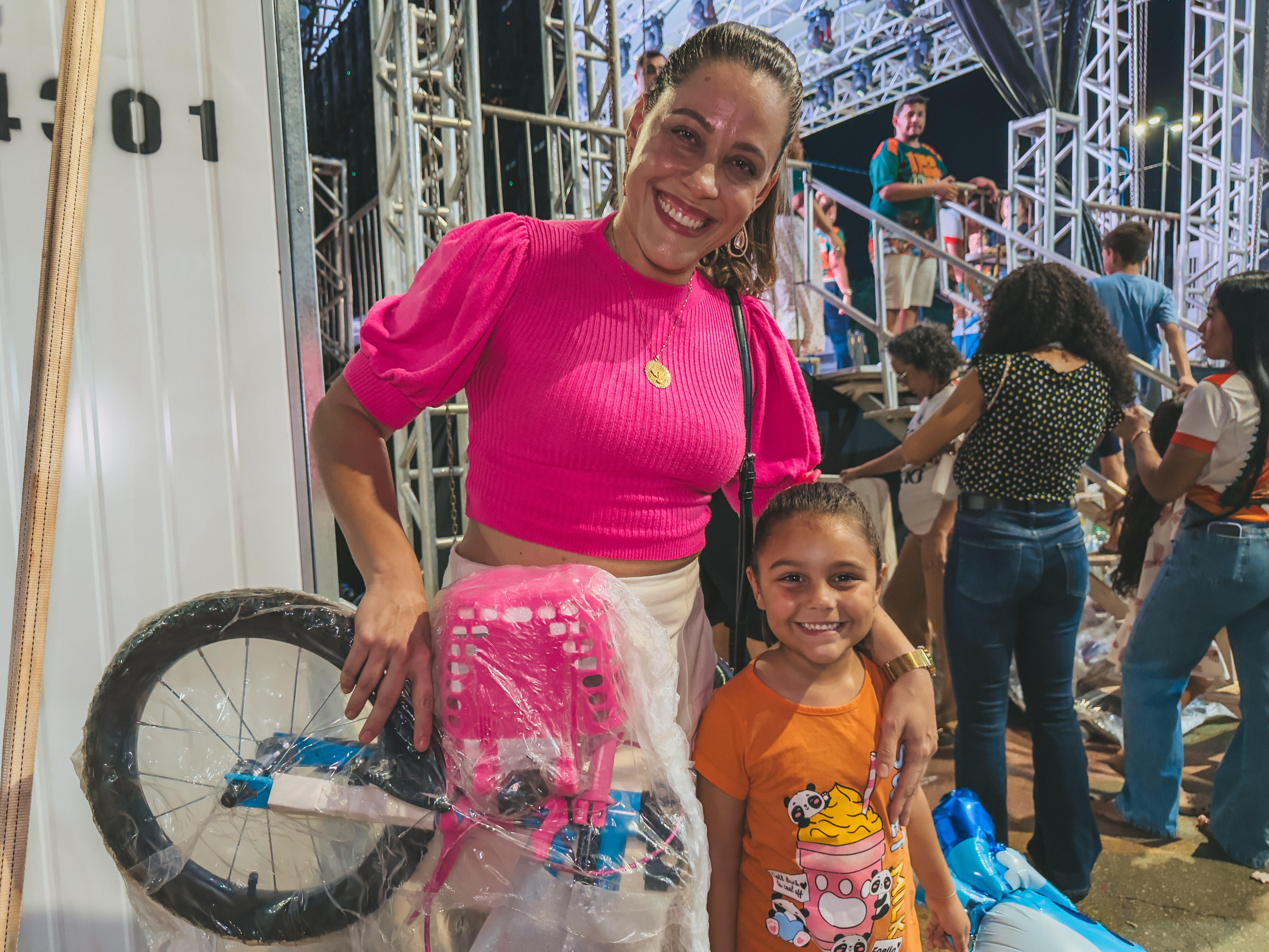 PREMIAÇÃO - Sorteio transforma aniversário de Porto Velho em noite inesquecível para as crianças