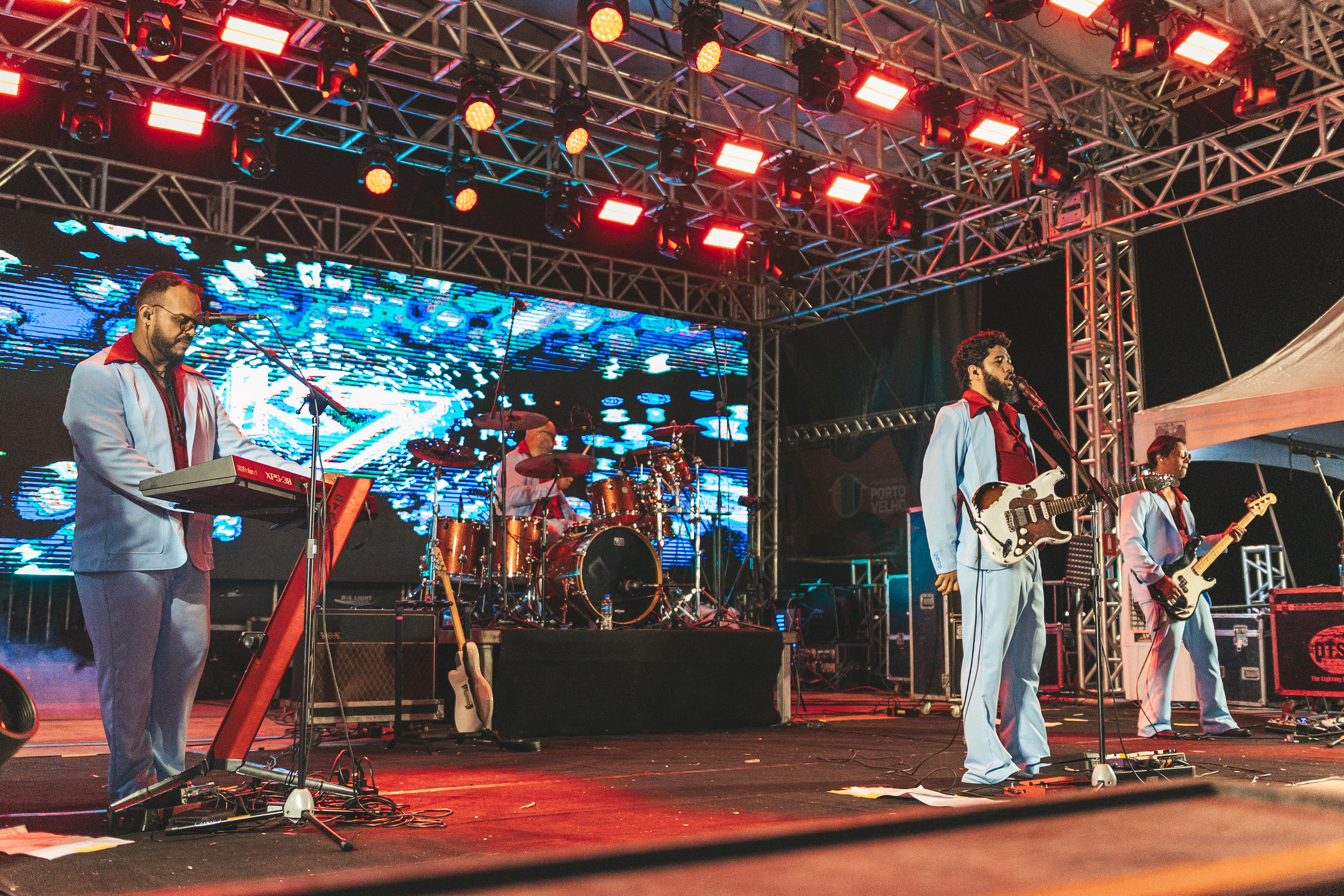 CULTURA E LAZER - Banda K7 encerra aniversário de Porto Velho em grande estilo
